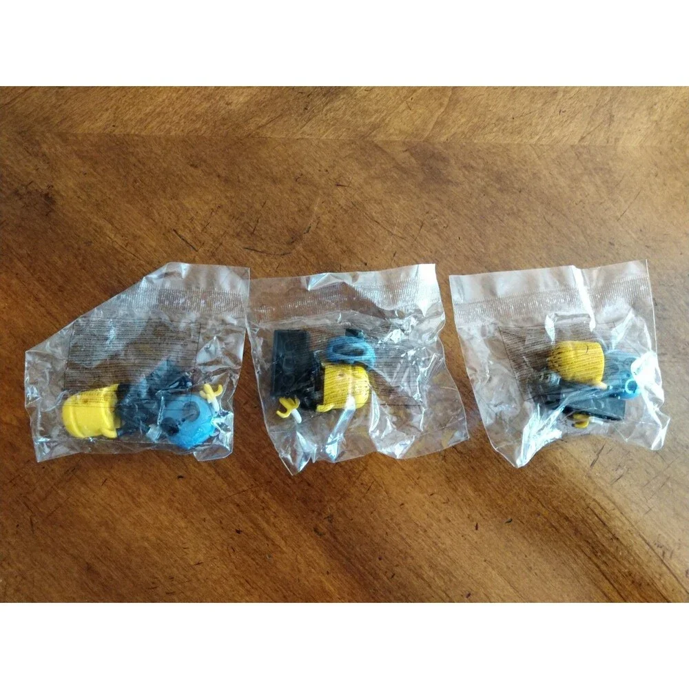 Lot of 3x New Mega Bloks Despicable Me Minifigure Series 1 Banana Minion Figure
